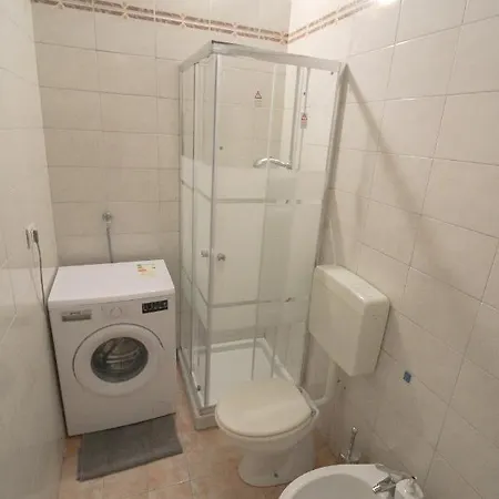 Apartment Center Cozy Parma